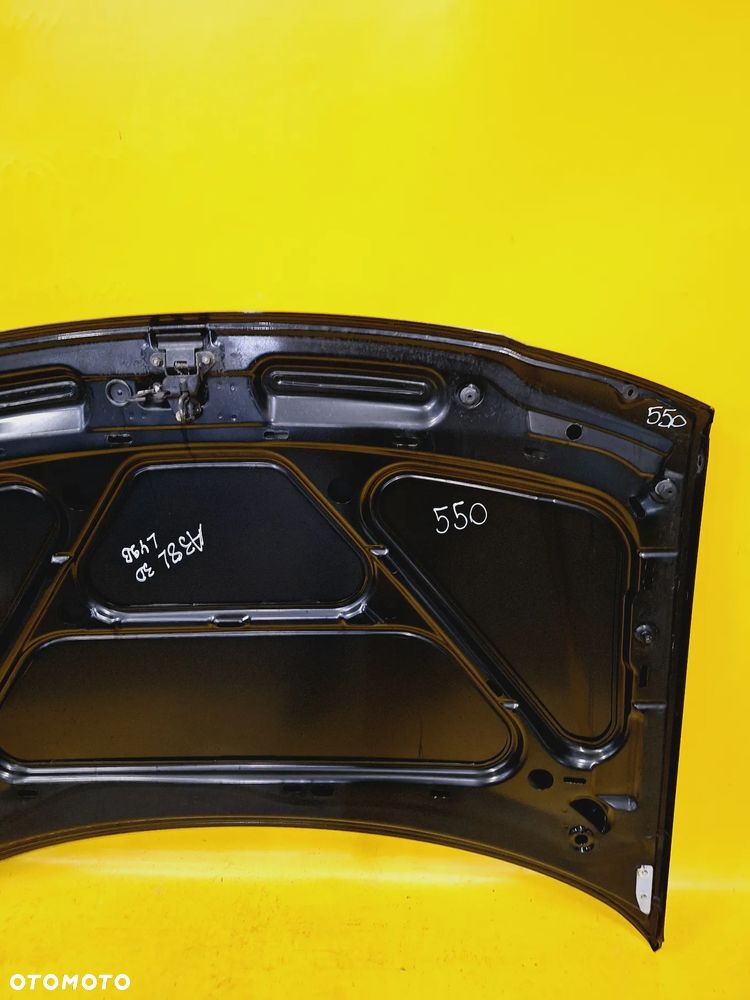 MASKA POKRYWA SILNIKA AUDI A3 8L LAK: LY9B NR550 - 11