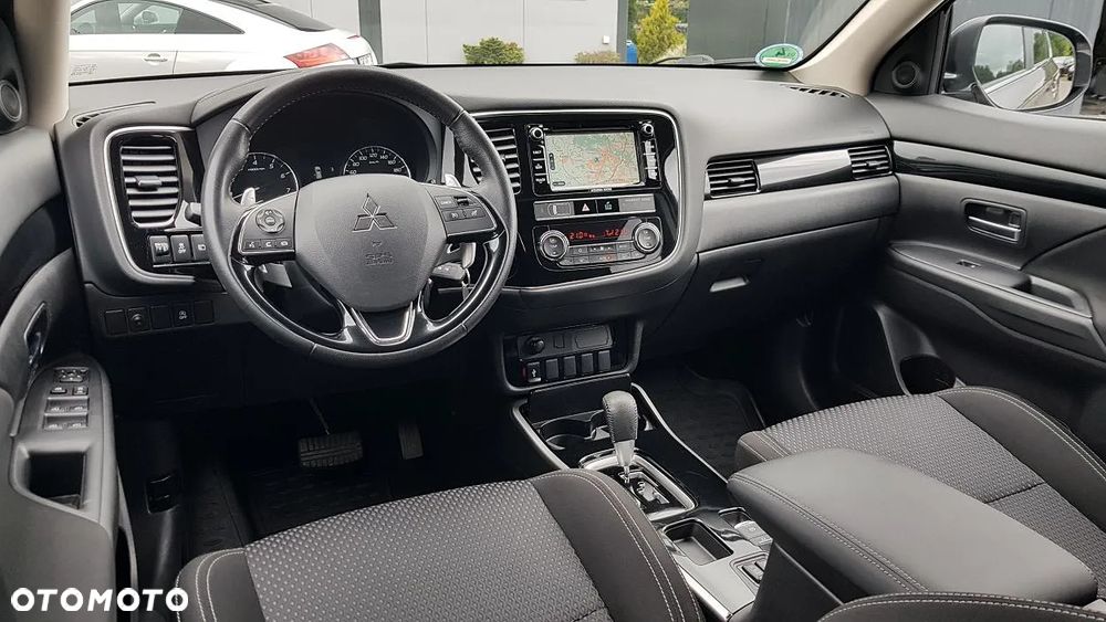 Mitsubishi Outlander Edition+ - 21