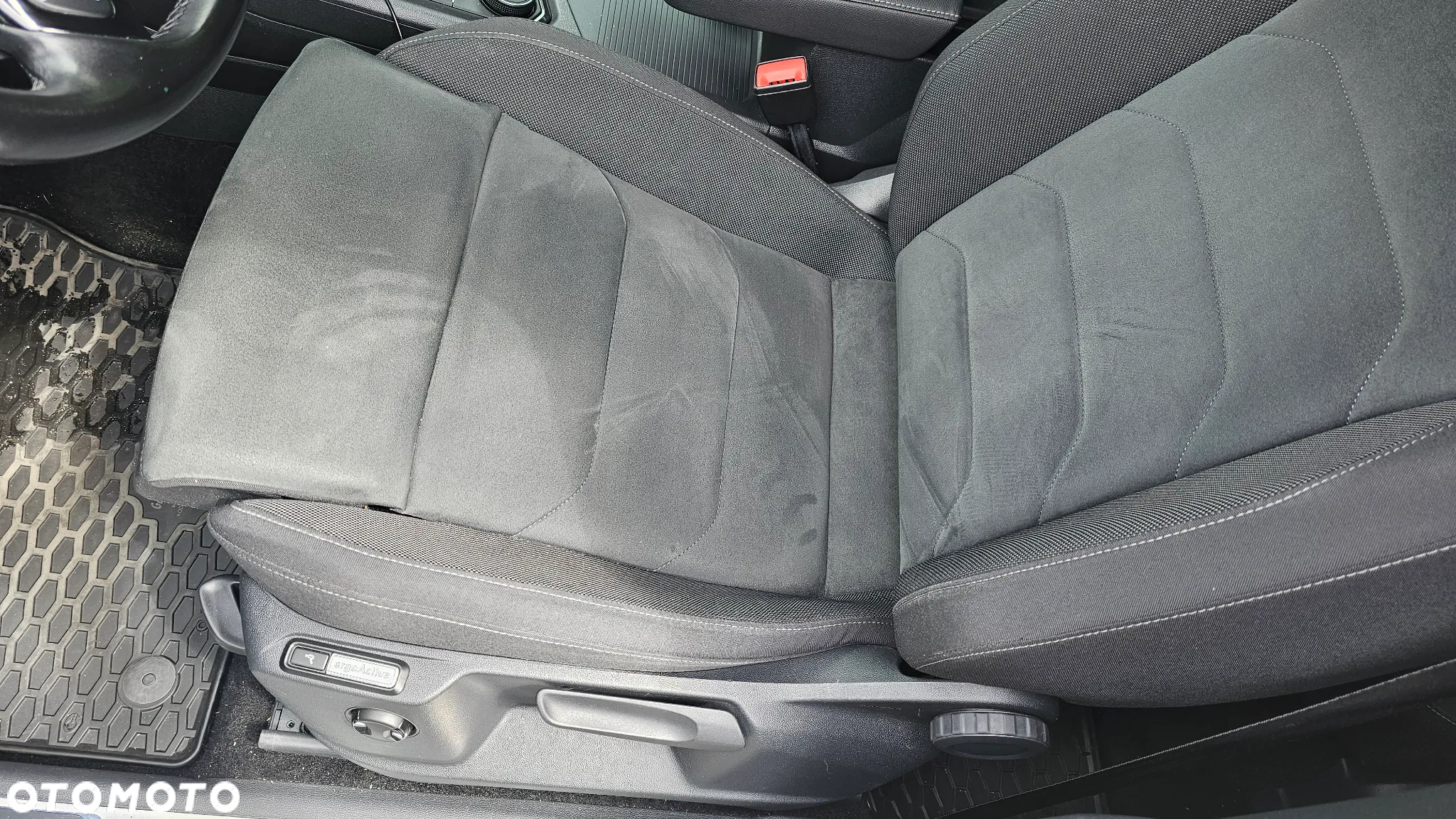 Volkswagen Tiguan - 13
