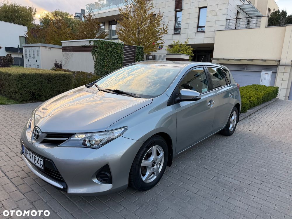 Toyota Auris 1.33 VVT-i Active - 1