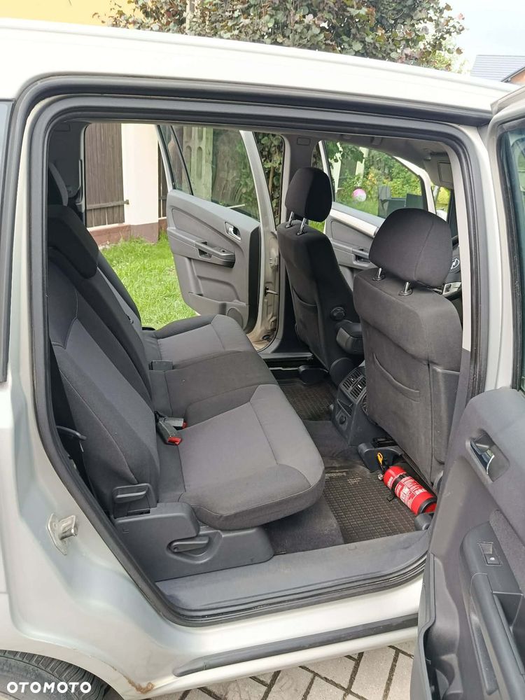 Opel Zafira 1.8 Cosmo - 8