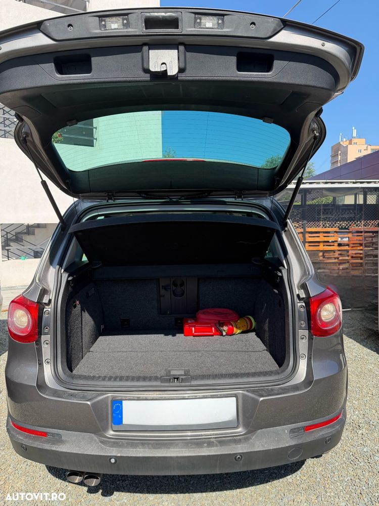 Volkswagen Tiguan - 3