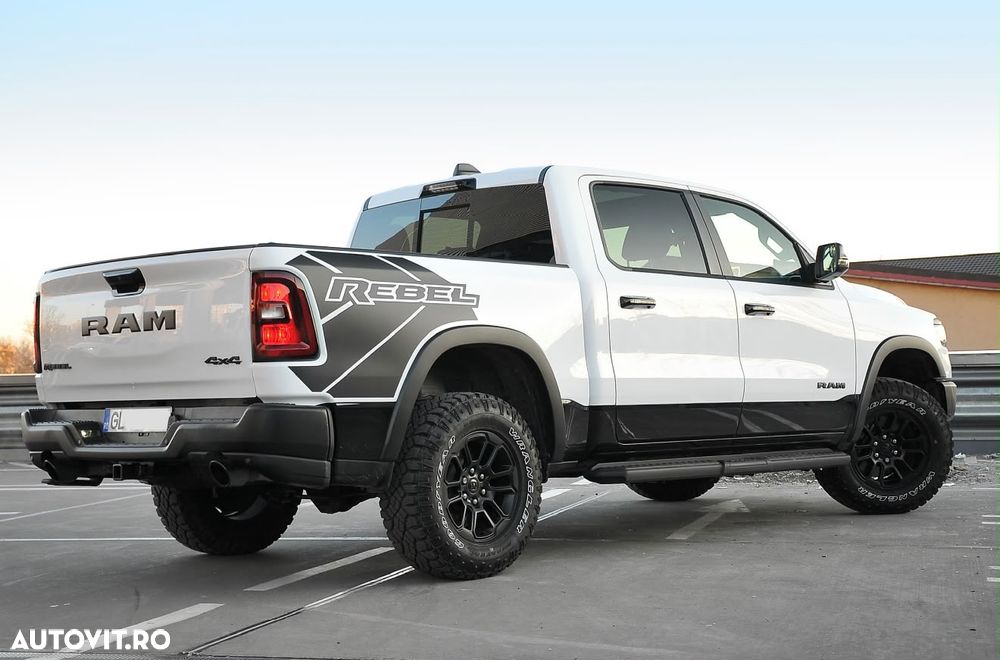 Dodge RAM - 6