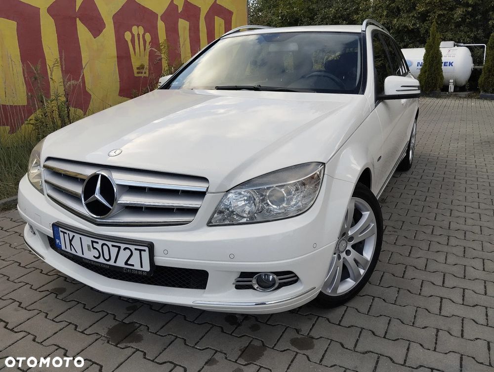 Mercedes-Benz Klasa C 180 T Kompressor BlueEFFICIENCY Avantgarde - 12