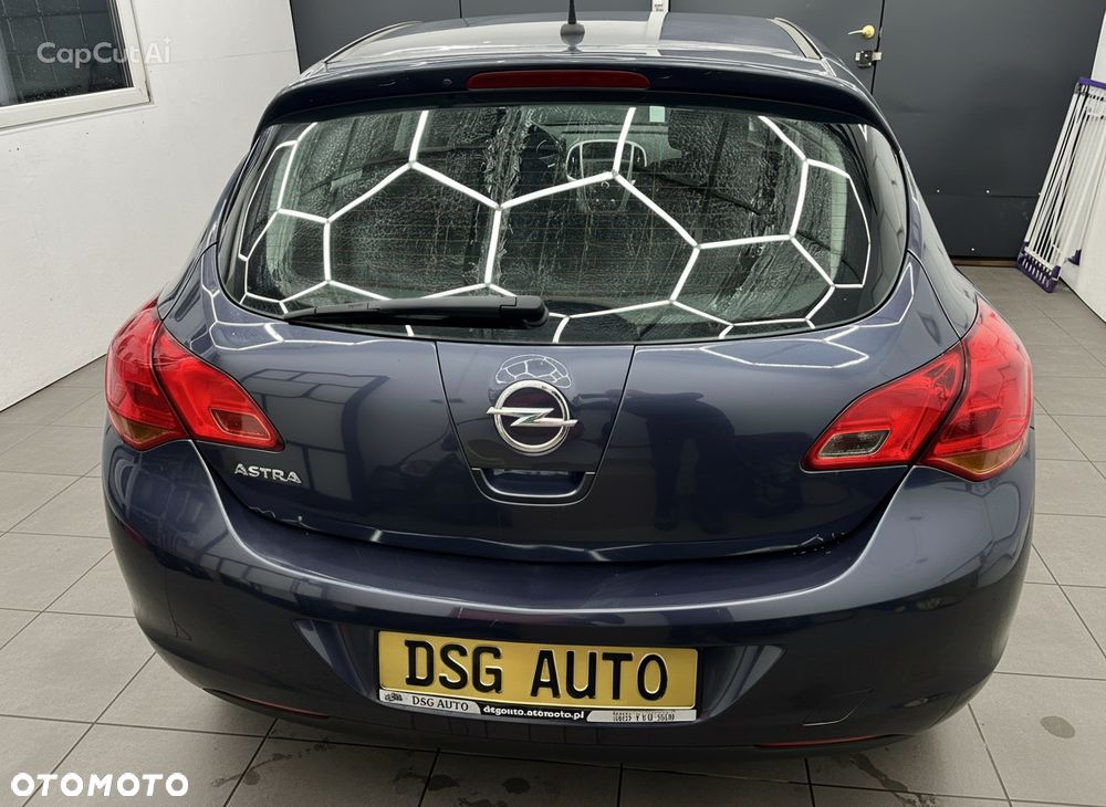 Opel Astra - 6