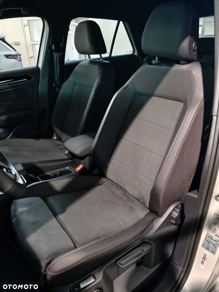 Volkswagen T-Roc - 14