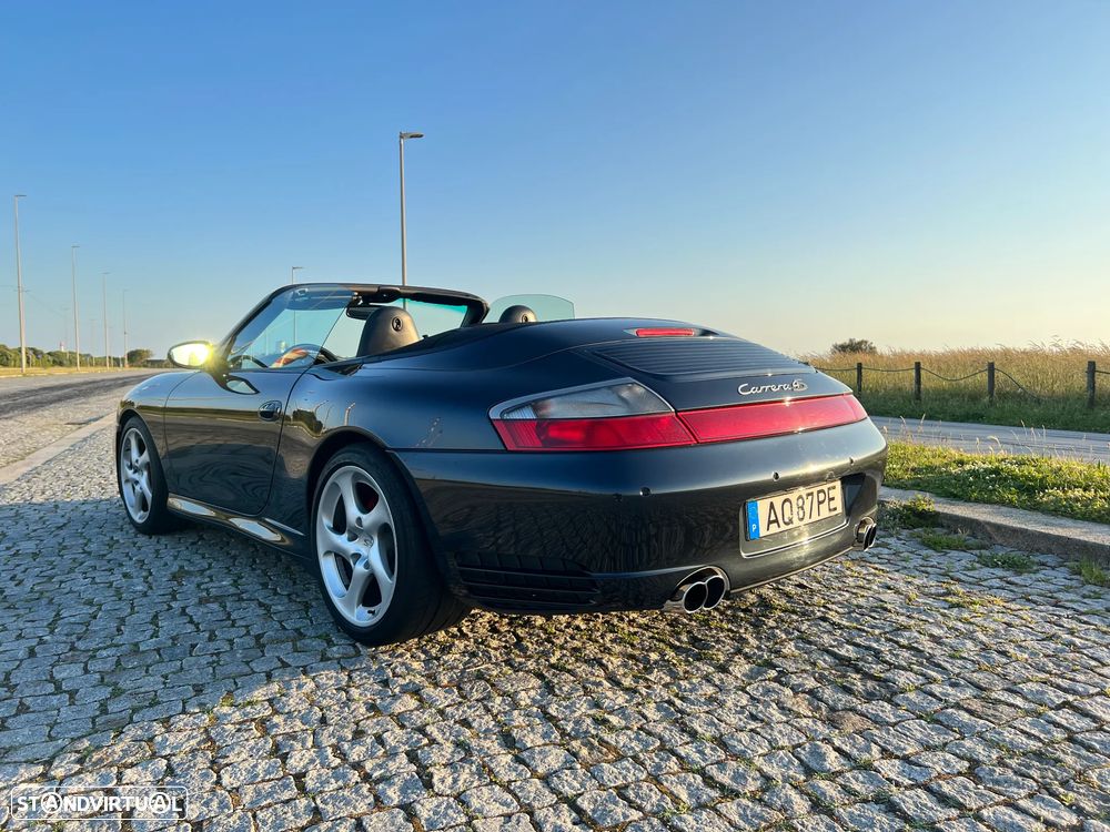 Porsche 911 (996) Carrera 4S Cabrio - 8