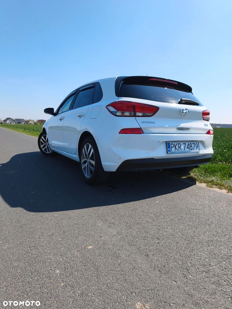Hyundai i30 1.6 D GO Plus - 6