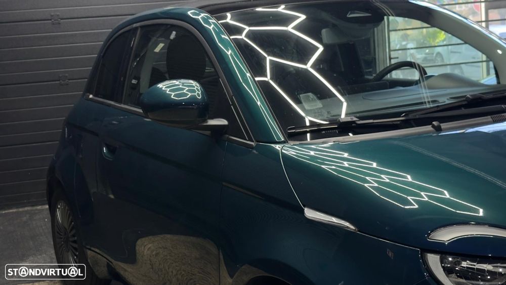 Fiat 500e 3 + 1 42kWh Icon - 21
