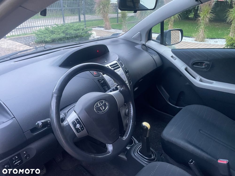 Toyota Yaris 1.0 Luna A/C - 7
