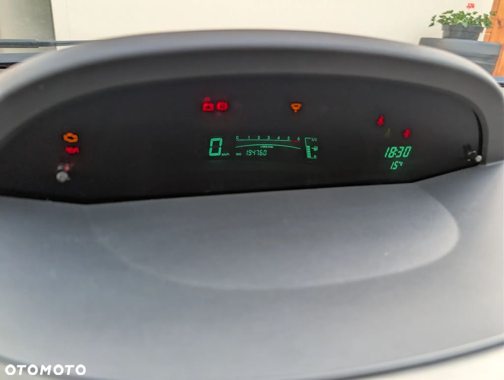Toyota Yaris 1.4 D-4D Terra A/C - 28