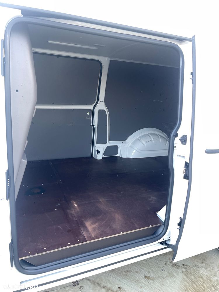 Volkswagen Transporter 2.0TDI  LUNG  2CULISANTE - 27