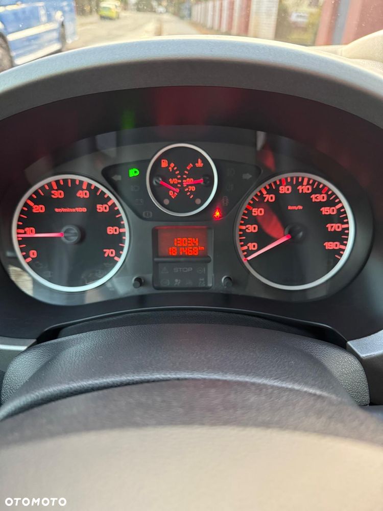 Peugeot Partner 1.6 HDi VTC Euro5 - 9