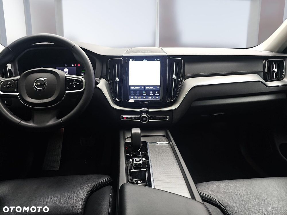 Volvo XC 60 T8 Plug-In Hybrid AWD Ultimate Dark - 9