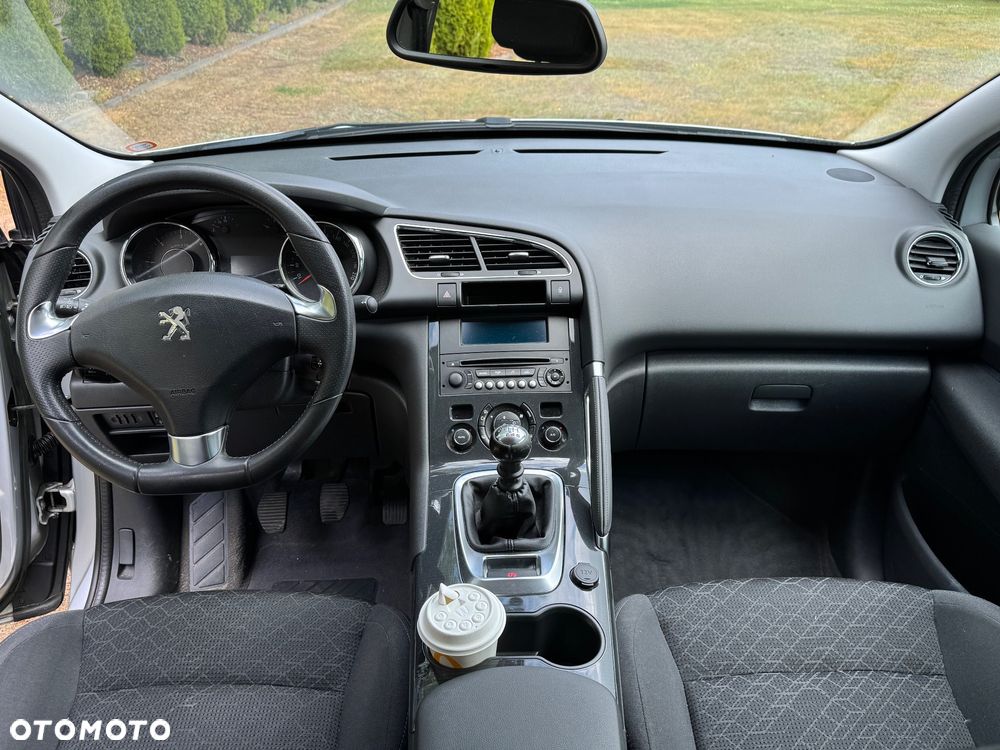 Peugeot 3008 1.6 HDi Active - 32