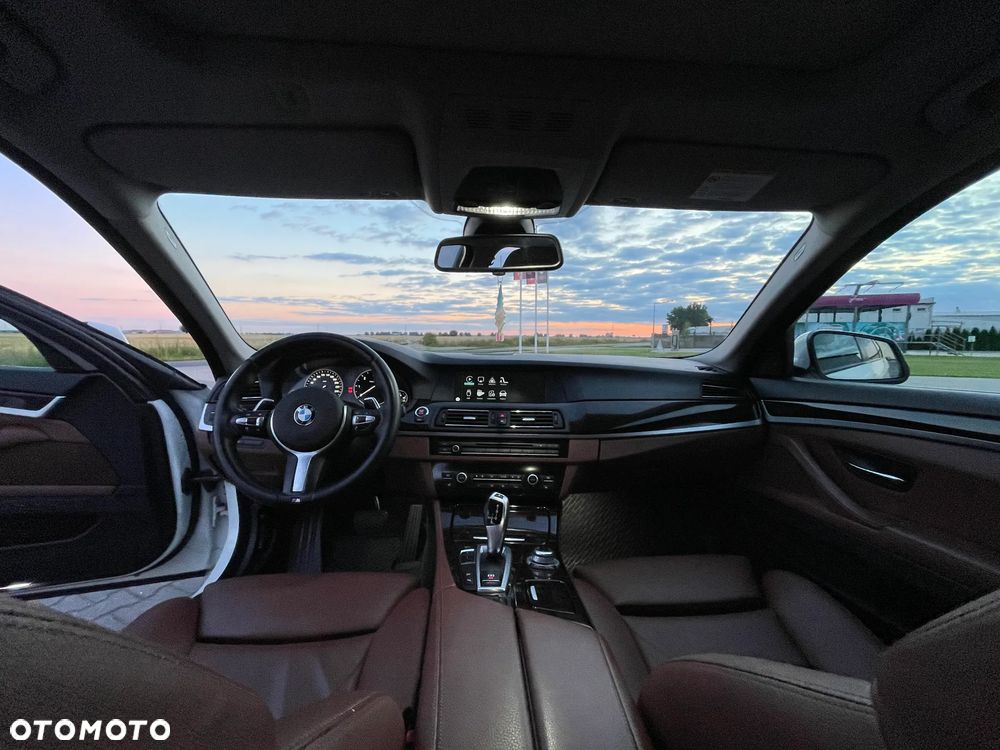BMW Seria 5 535d xDrive - 10