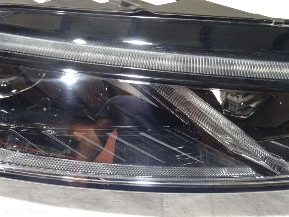 lampa przód przednia prawa skoda octavia iv 4 full led 5e4,941016a - 3