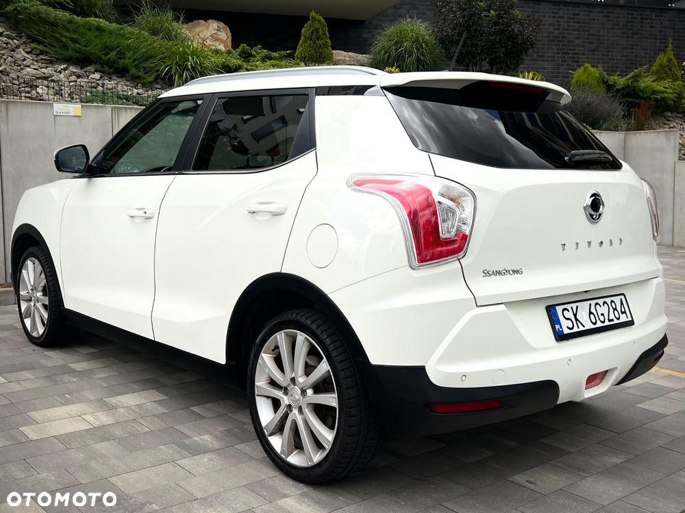 SsangYong/KGM Tivoli e-XGi 160 2WD Black+White - 2