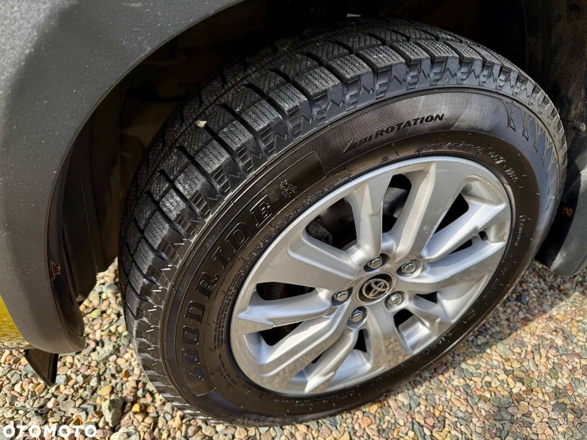 Toyota Yaris Cross 1.5 Comfort CVT - 36