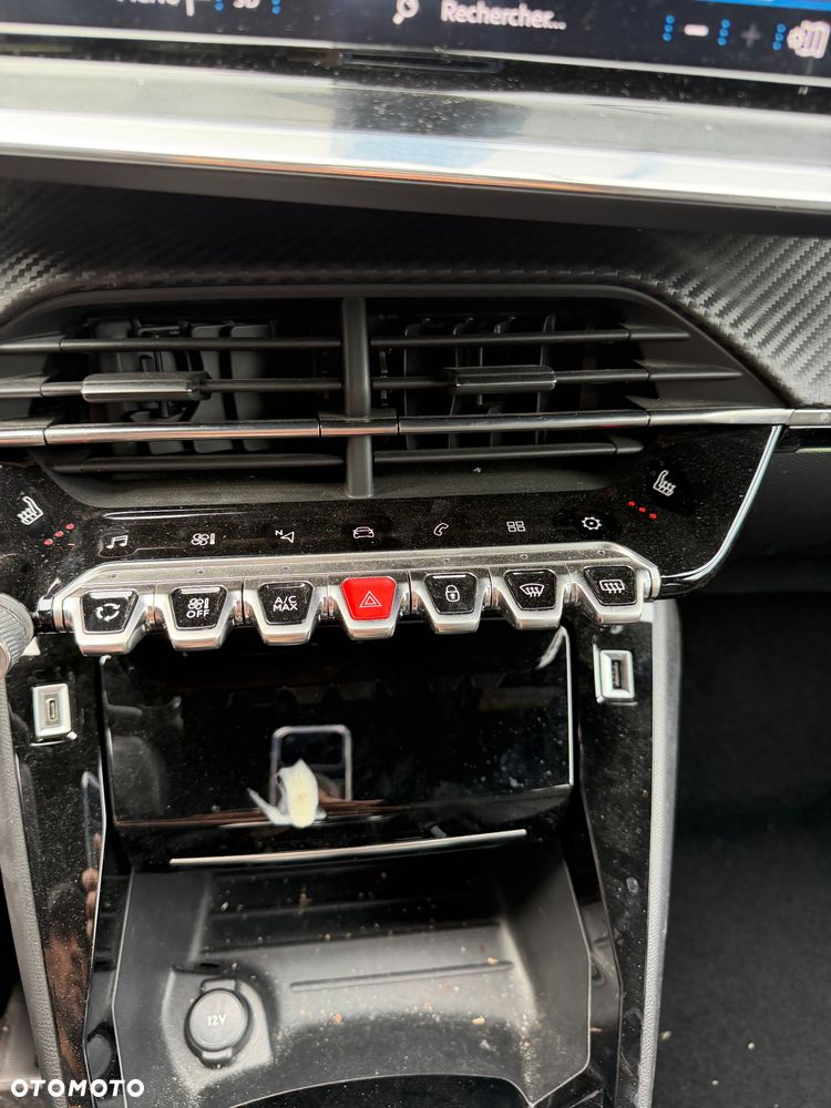 Peugeot 2008 1.2 PureTech GT Line S&S EAT8 - 25