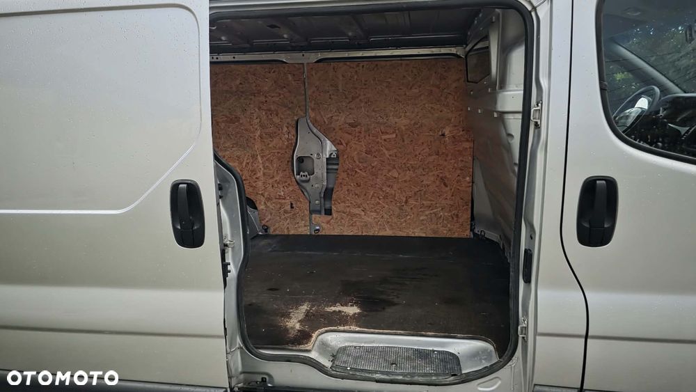 Renault Trafic L2H1 - 9