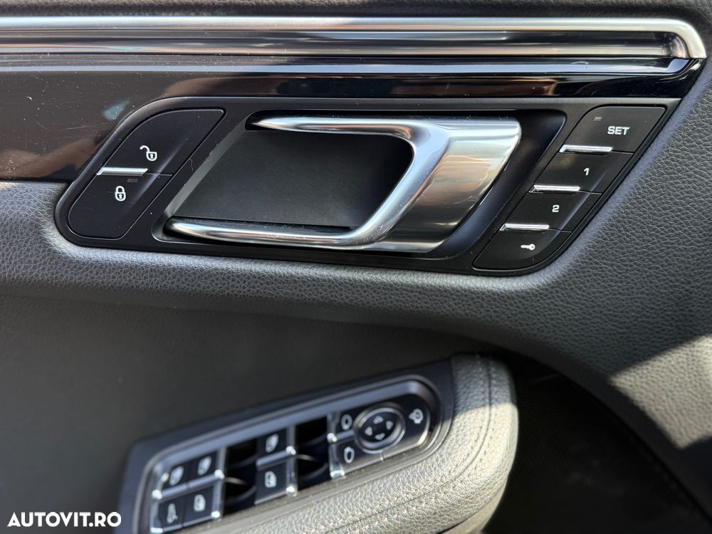 Porsche Macan 3.0 PDK S - 12