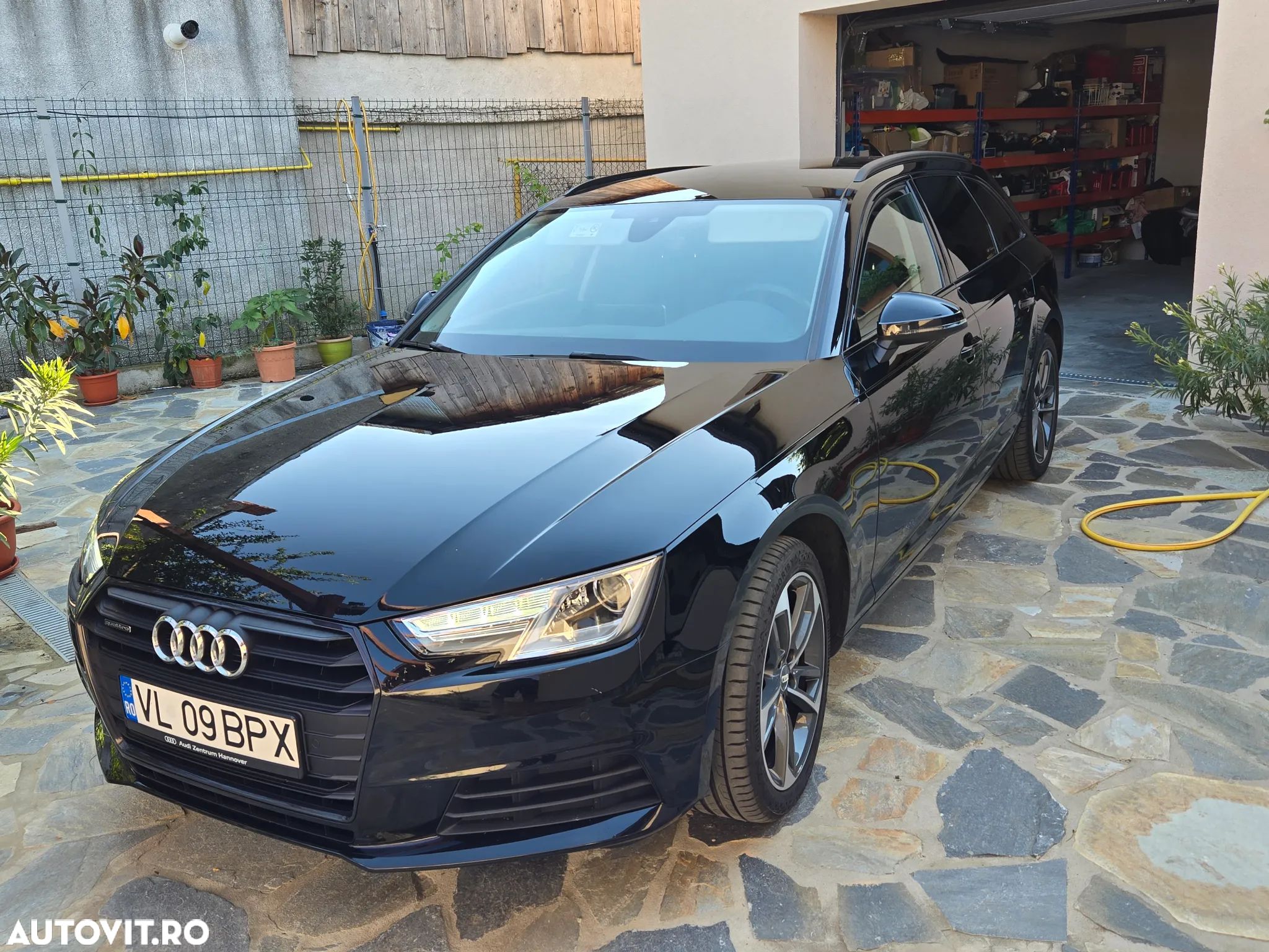 Audi A4 Avant 2.0 TDI S tronic quattro - 1