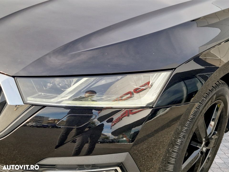 Skoda Octavia 2.0 TDI DSG 4X4 Style - 9