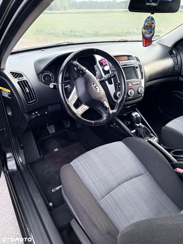 Kia Ceed 1.4 CVVT Attract - 6