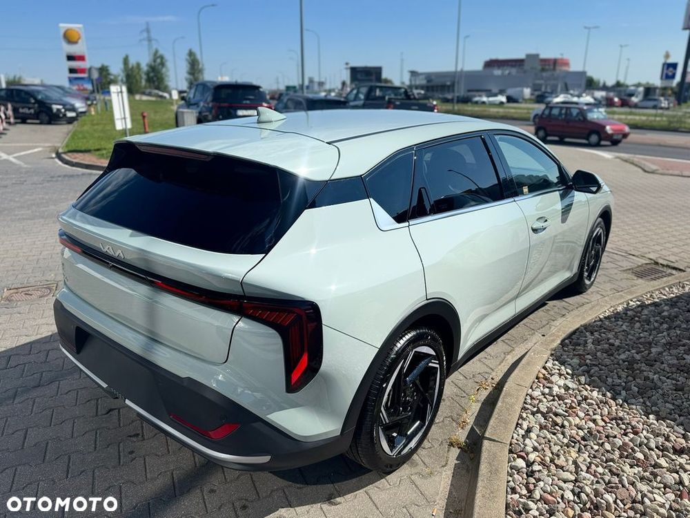 Kia K4 - 5