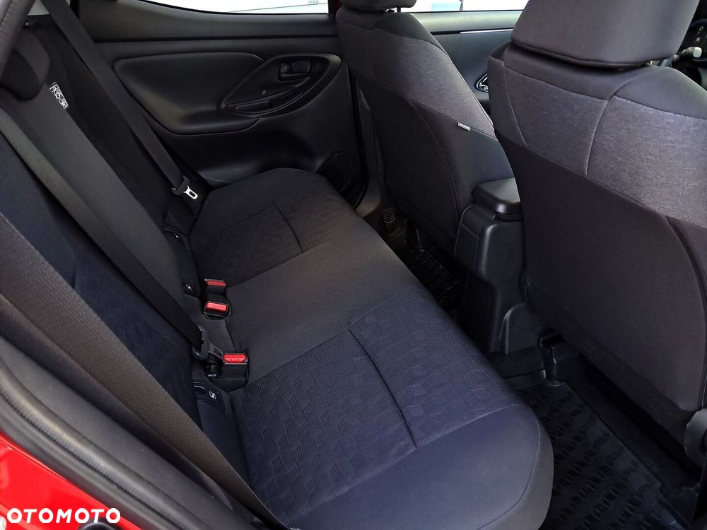 Toyota Yaris Hybrid 1.5 Style - 11