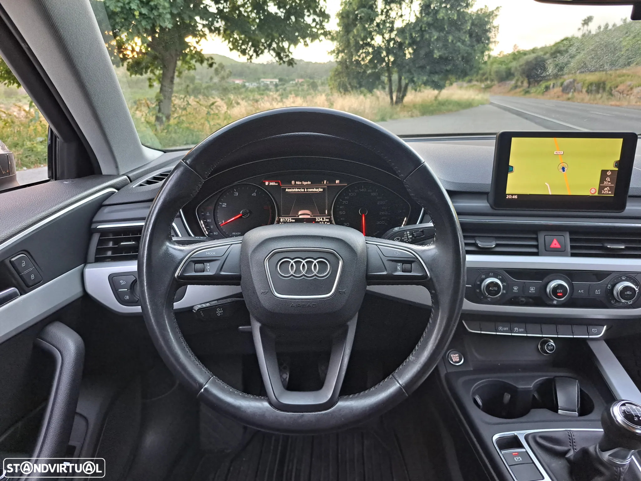 Audi A4 Avant 2.0 TDI - 15