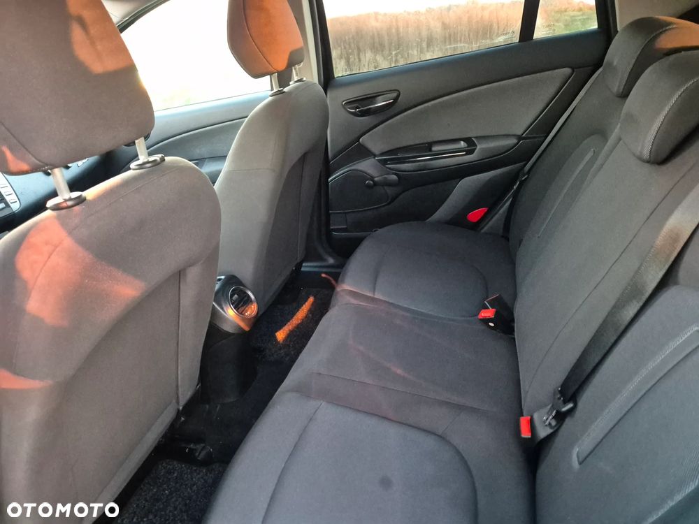 Fiat Bravo 1.4 T-Jet 16V Active - 24