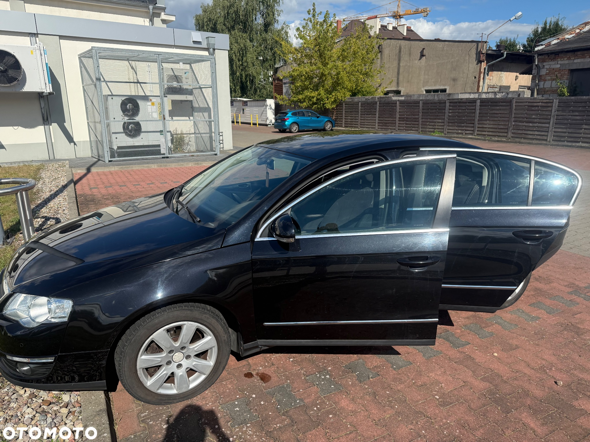 Volkswagen Passat - 12