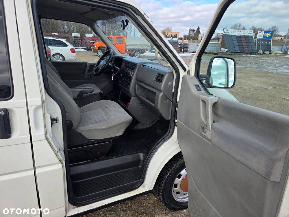 Volkswagen Transporter - 19