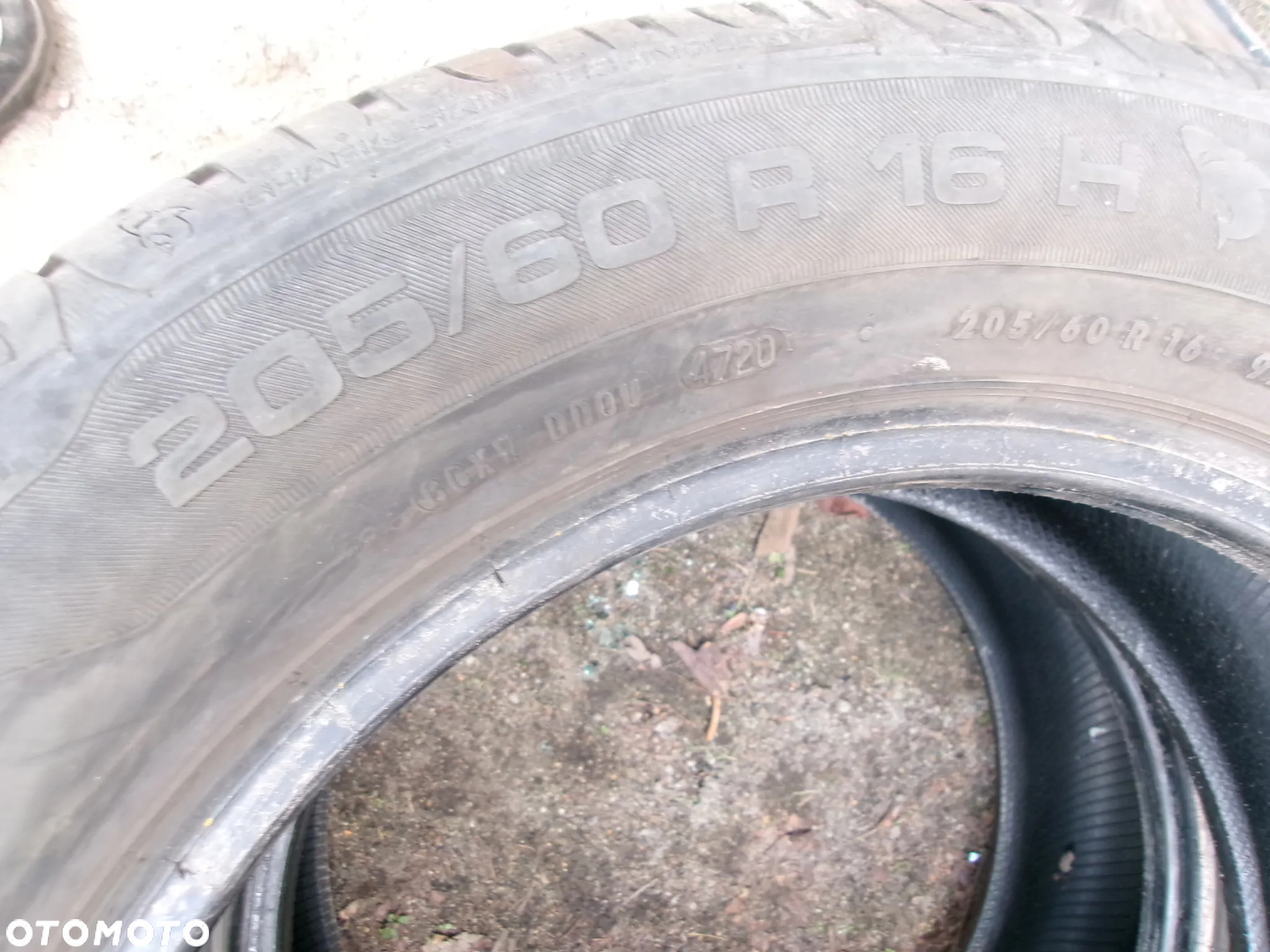 OPONA LETNIA UNIROYAL RAIN EXPERT 3   1SZT  205/60/16 - 4