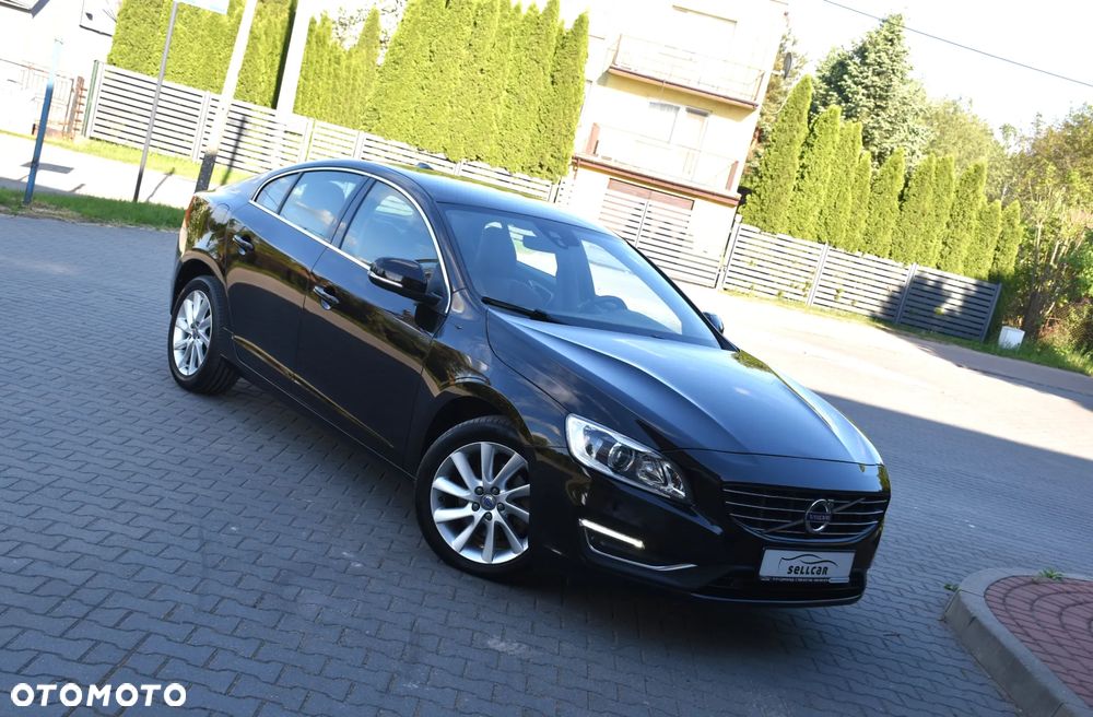 Volvo S60 D3 Summum - 2
