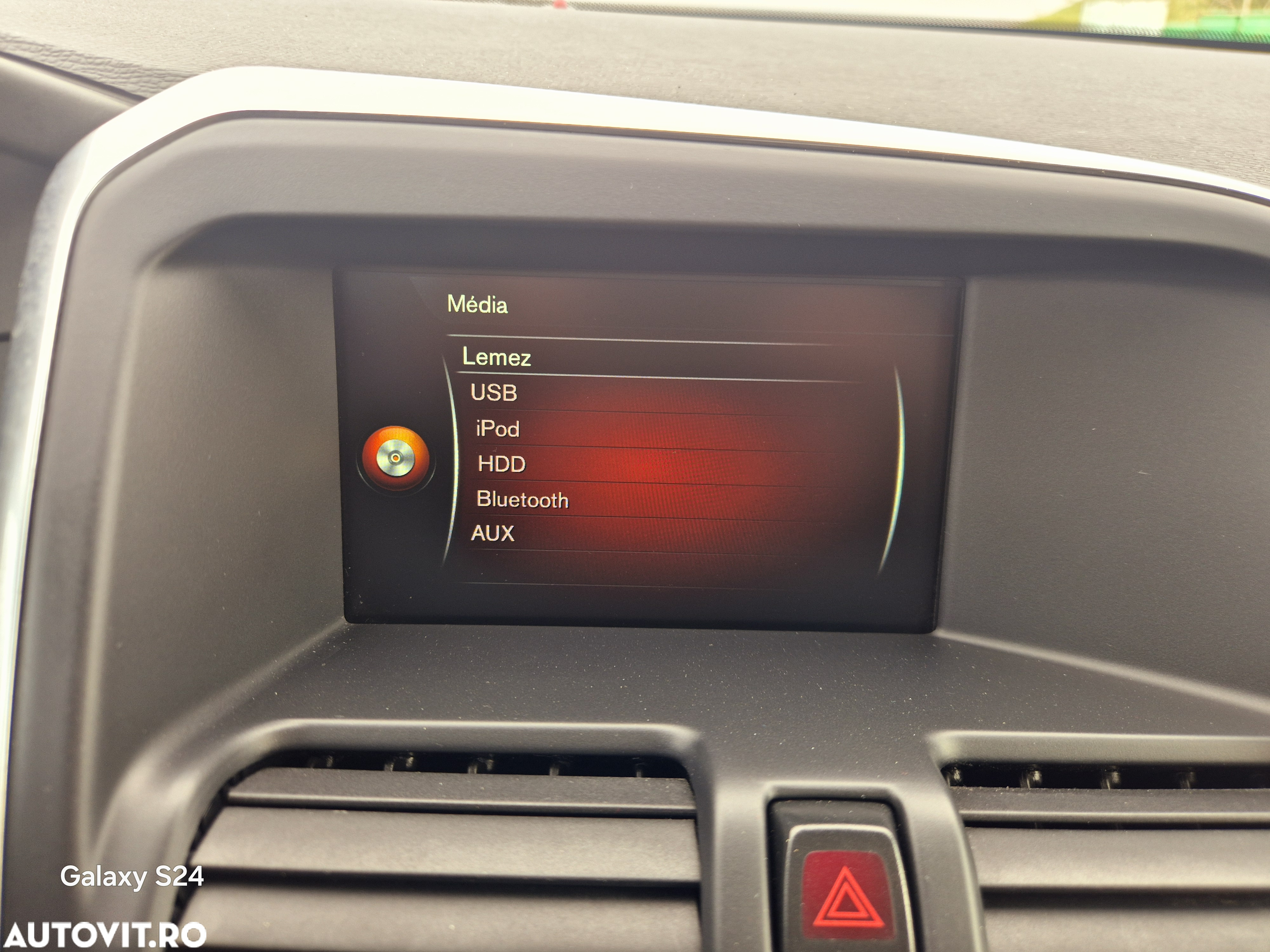 Volvo XC 60 D4 Geartronic Momentum - 23