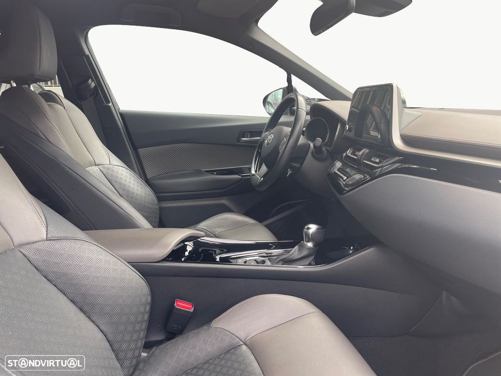 Toyota C-HR - 10