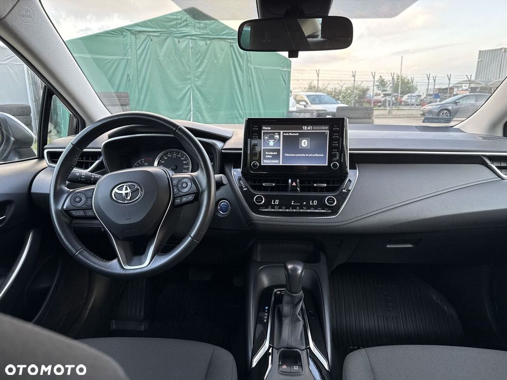 Toyota Corolla 1.8 Hybrid Comfort - 12