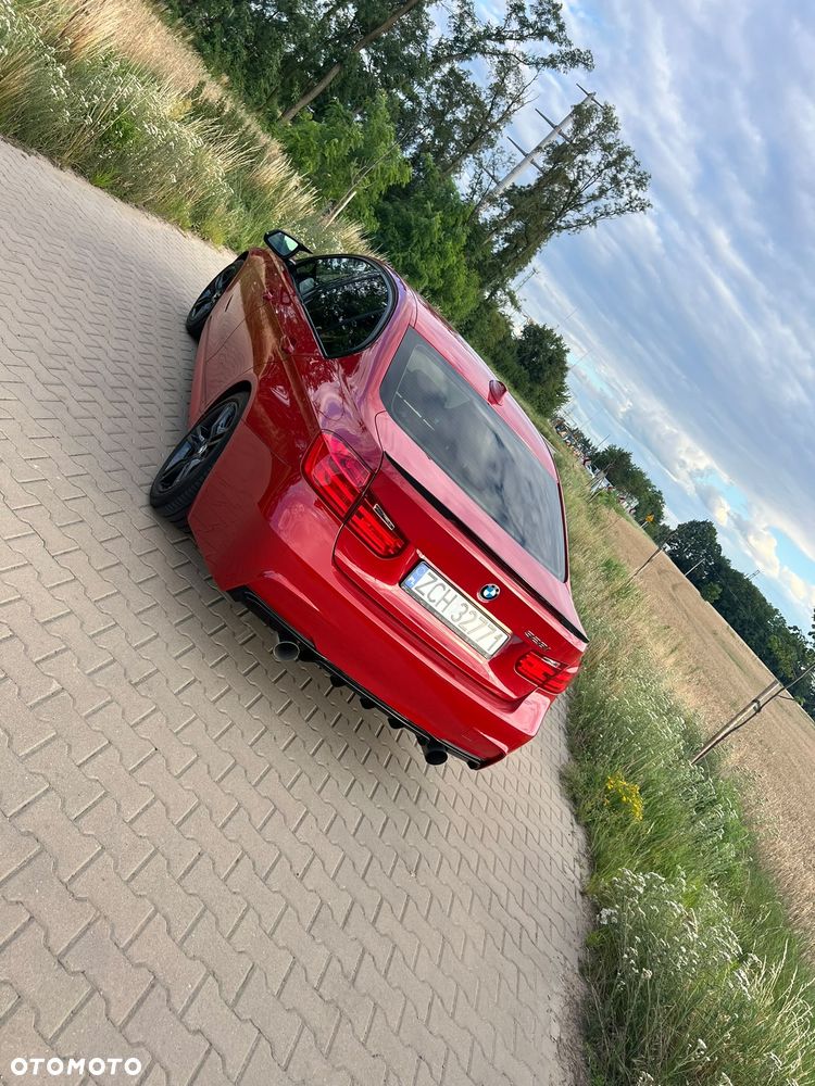 BMW Seria 3 328i Sport Line - 12