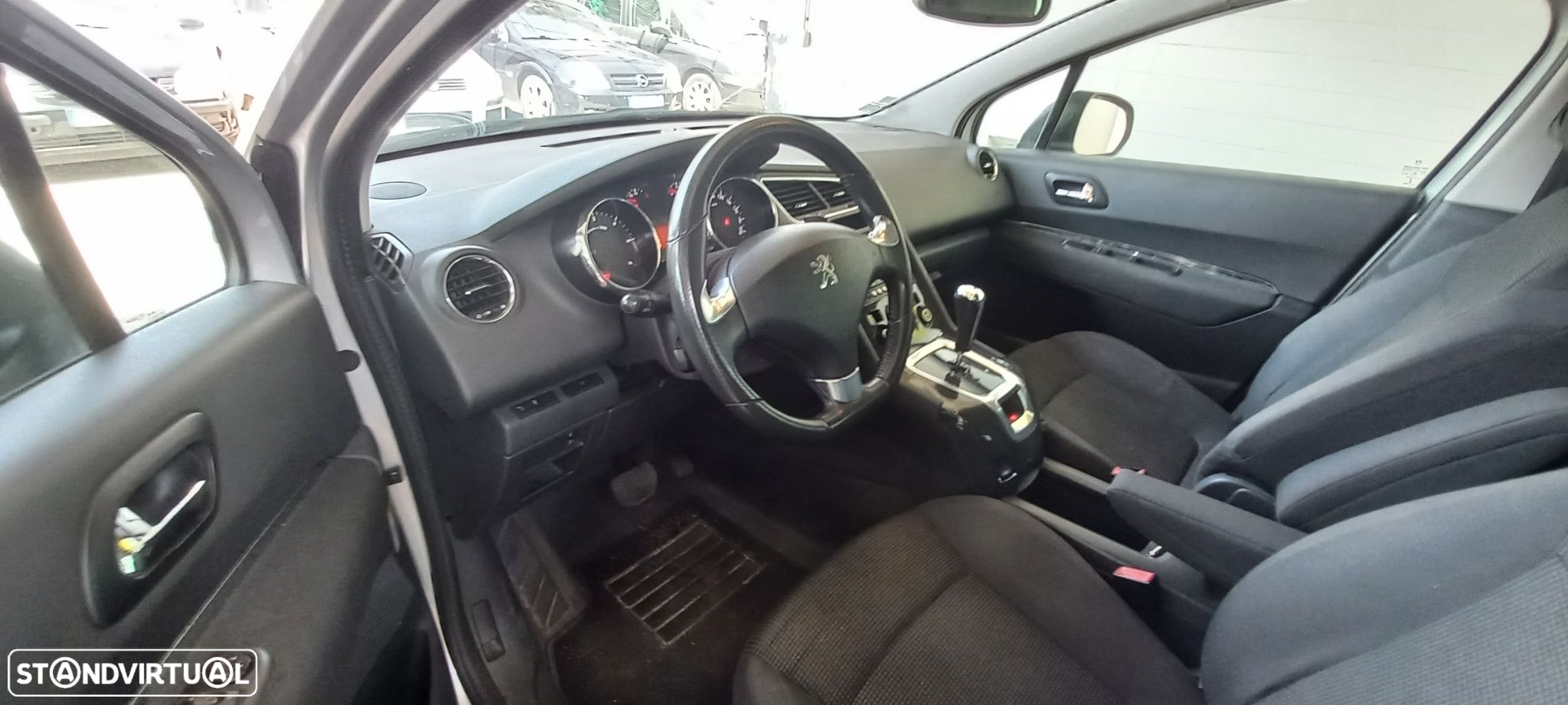 Peugeot 5008 1.6 E-HDi Style 2-Tronic - 4