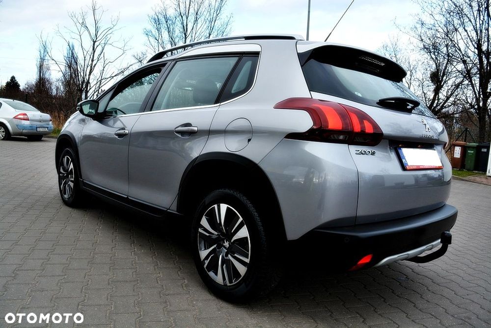 Peugeot 2008 PureTech 110 GPF Stop&Start EAT6 Allure - 19