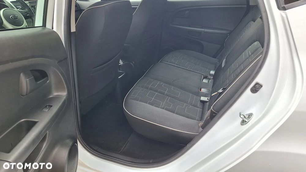 Kia Venga 1.6 CVVT Titanium Collection - 13