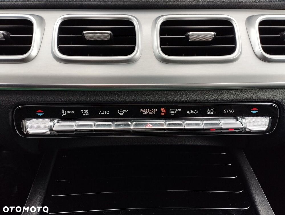 Mercedes-Benz GLE - 27