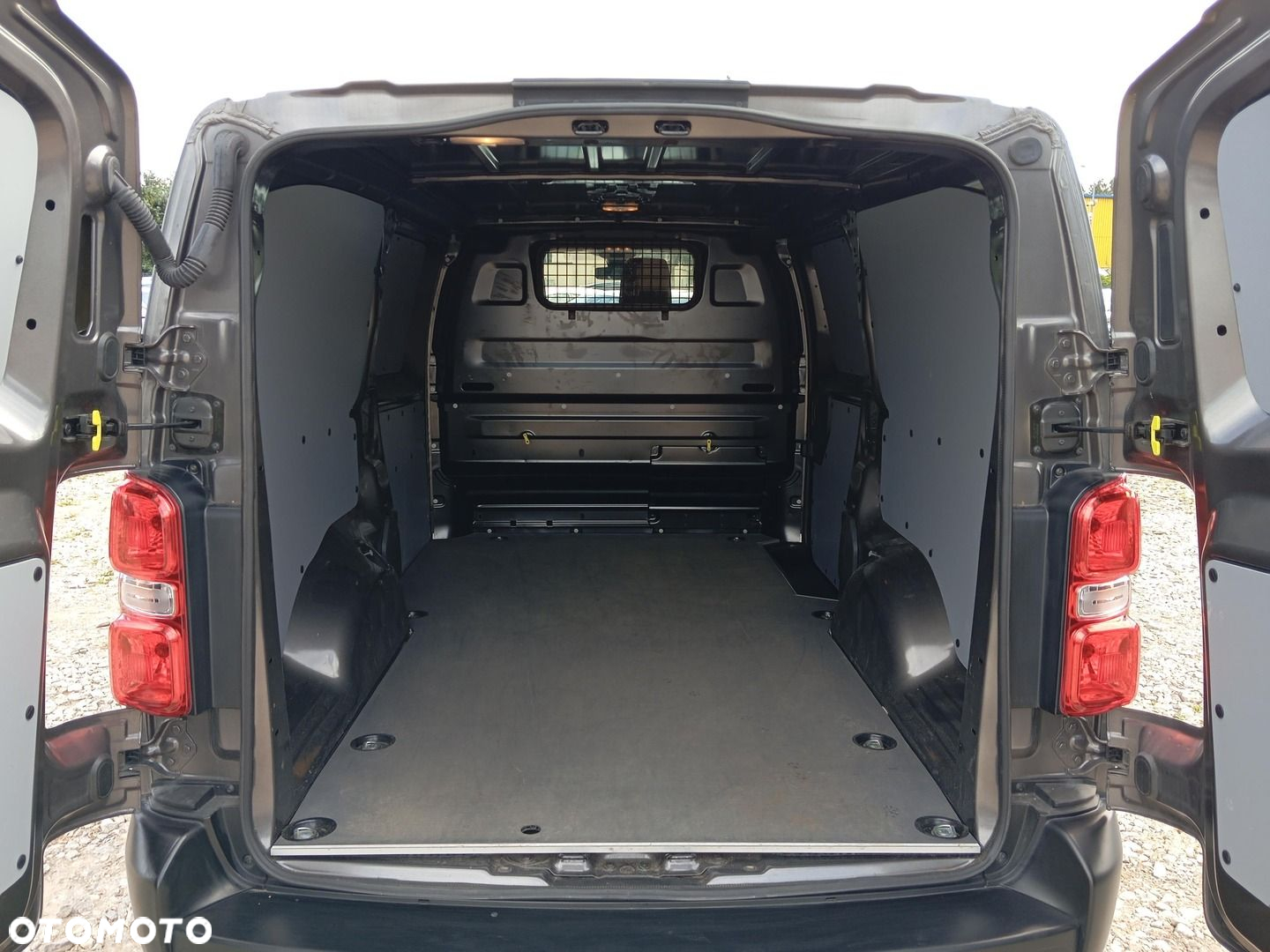Toyota PROACE - 15