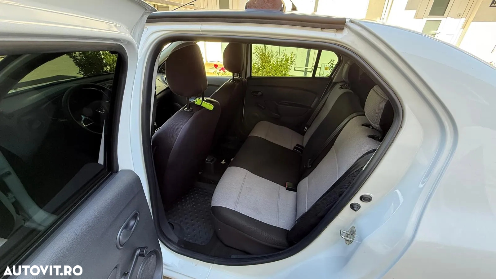 Dacia Logan 0.9 TCe SL PLUS - 11