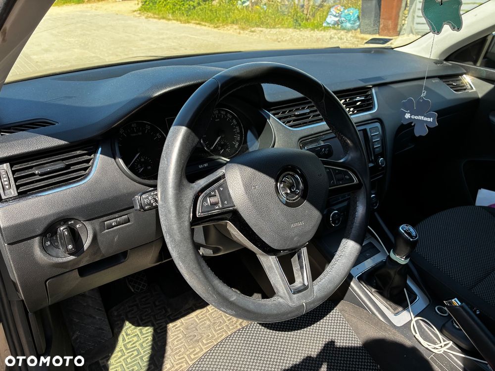 Skoda Octavia 1.4 TSI Ambition - 11