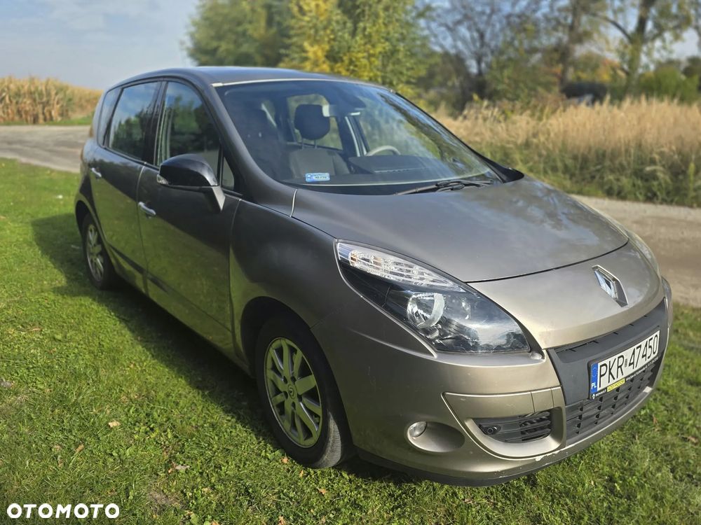 Renault Scenic 2011 photo 5