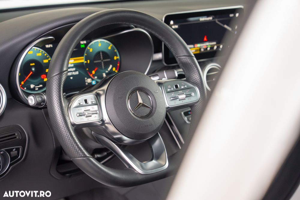 Mercedes-Benz GLC 220 d 4MATIC 9G-TRONIC AMG Line - 25
